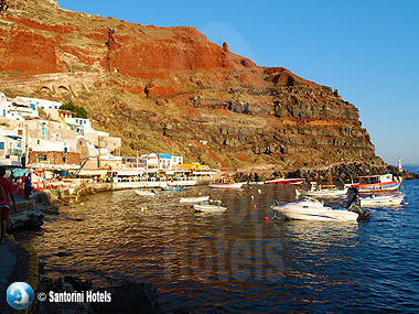 Santorini Amoudi Beach