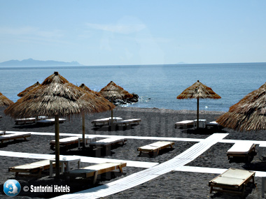 Santorini Perissa Beach