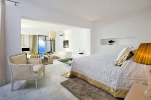 Andromeda Gold Suites