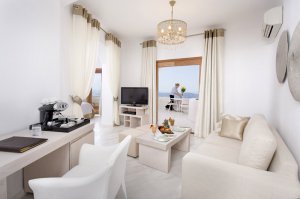 Andromeda Gold Suites