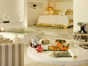 Andromeda Gold Suites