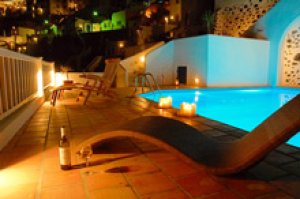 Athina Suites