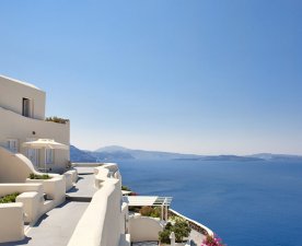 Canaves Suites