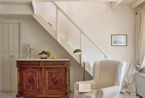 Canaves Suites