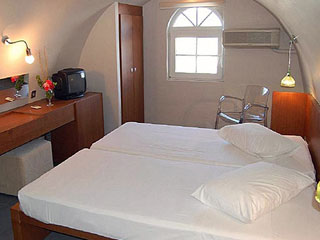 Afroditi Hotel Twin Room Santorini
