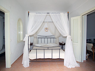 Agnadi Villa Foinikia Santorini Island Hotel Bedroom