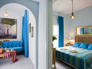 Alesahne Beach Hotel Santorini Living Room Bedroom