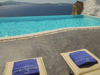 Andronis Luxury Suites Santorini Pool