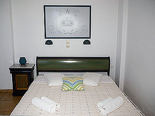 Apanemo Hotel At Akrotiri Bedroom
