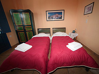 Apanemo Hotel Twin Room