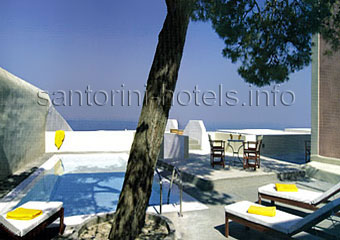 Aria Lito Pool