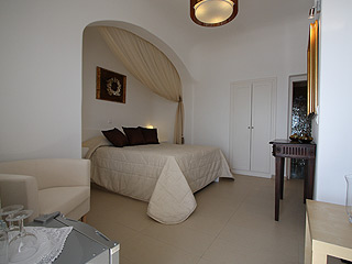 Avianto Hotel Imerovigli Santorini Bedroom
