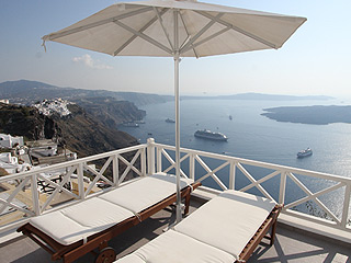 Avianto Hotel Imerovigli Terrace View