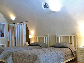 Blue Dolphins Canava Cave House Bedroom