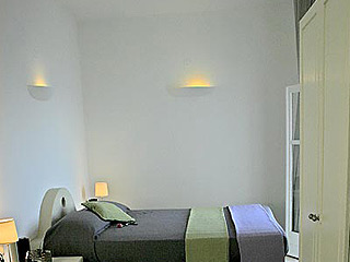 Blue Dolphins Suite Bedroom