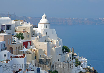 Cori Rigas Apartments Santorini