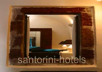 Cosmopolitan Suites Santorini Guestroom