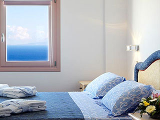 CSKY Hotel Santorini Guestroom
