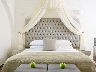 Daedalus Hotel Santorini Guestroom