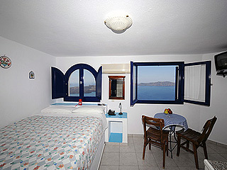 Efterpi Viilas Santorini Apartment View