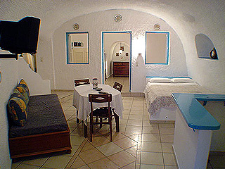 Efterpi Viilas Santorini Apartment