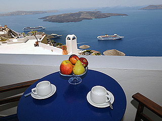 Efterpi Viilas Santorini Balcony