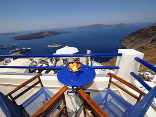 Efterpi Viilas Santorini Volcano View