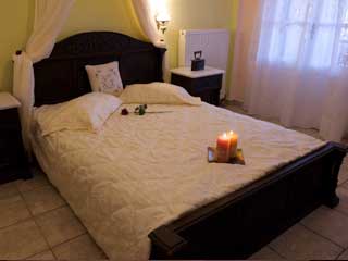 Eltheon Hotel Bedroom
