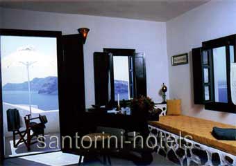 Fanari Villas Oia Guestroom