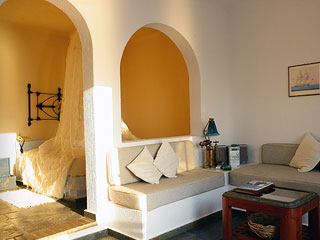 Homeric Poems Hotel Santorini