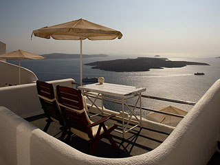 Homeric Poems Hotel Volcano View