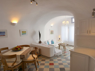 Ikastikies Suites Santorini Spilia Kitchen