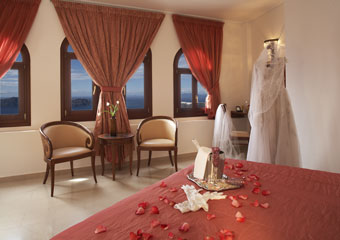 Ira Hotel Honeymoon Suite