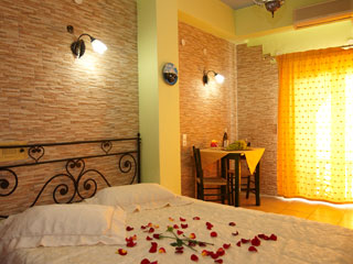 Kafieris Apartments Firostefani Bedroom