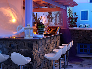 Kallisto Hotel Pool Bar