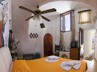 Kavalari Hotel Traditional Room