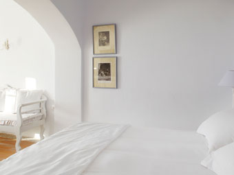 Kirini Hotel Bedroom