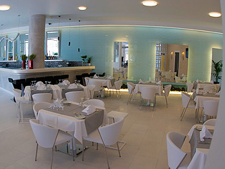 La Mer Restaurant