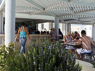 Majestic Ostracon Pool Bar