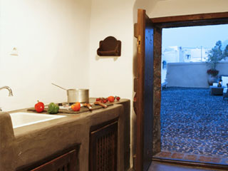 Mansion Kyani Villa Kitchen