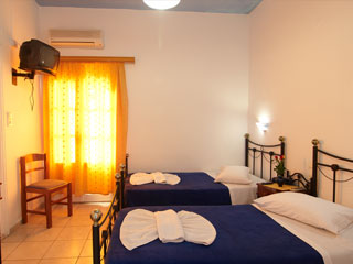 Margarita Hotel Santorini Bedroom
