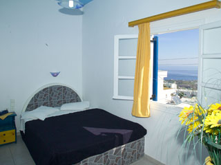Margarita Santorini Hotel Bedroom