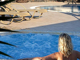 Marillia Village Outdoor Jacuzzi