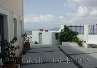 Neoklassiko Koukouli Santorini Hotel Fira