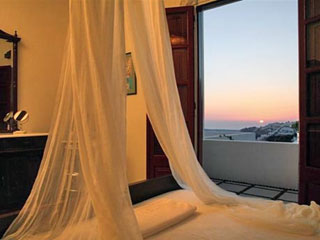 Nikos Villas Hotel In Oia Santorini