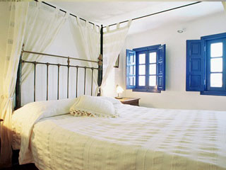Oia Mare Villas Bedroom