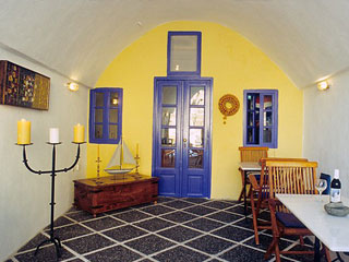 Oia Mare Villas Hotel In Oia Santorini
