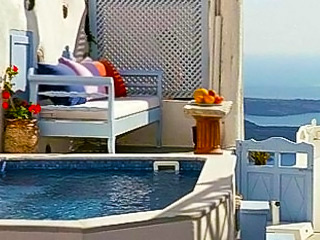 Oniro Suites Outdoor Jacuzzi