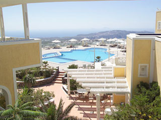 Orizontes Hotel In Pyrgos Santorini