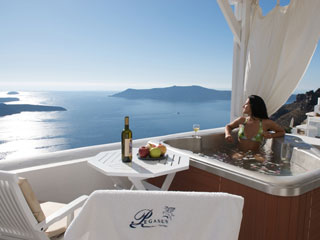 Pegasus Suites Outdoor Jacuzzi